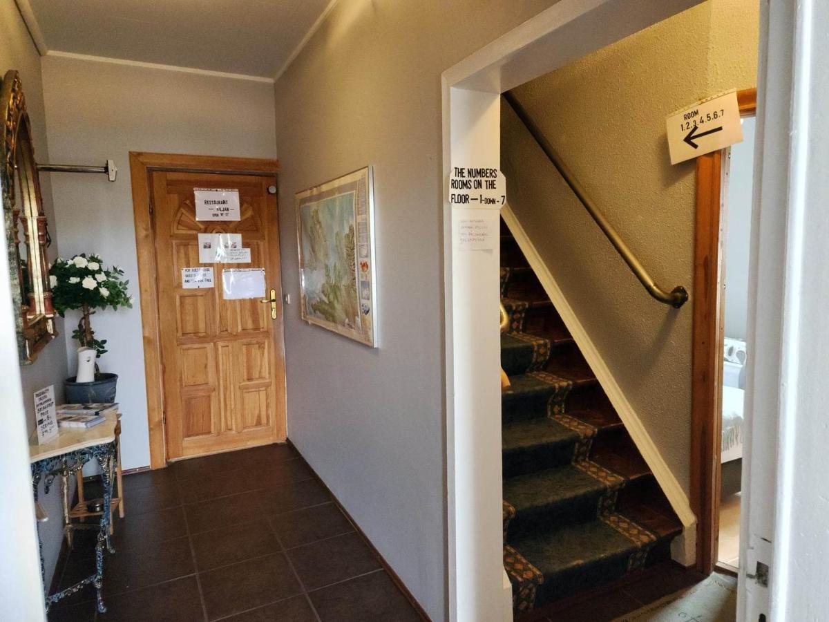 Guesthouse Kiljan Blonduos Buitenkant foto